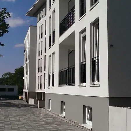 Ruhiges Einzelappartement An Tud & Stadtzentrum アパート