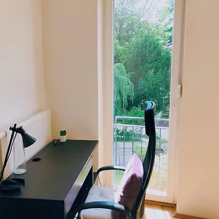 Ruhiges Einzelappartement An Tud & Stadtzentrum